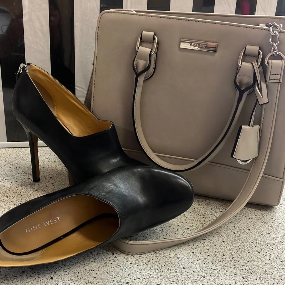 Grey Ninewest Handbag and Black Booties - Picture 1 of 2